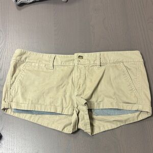 American Eagle Outfitters Women's Khaki Cargo Shorts